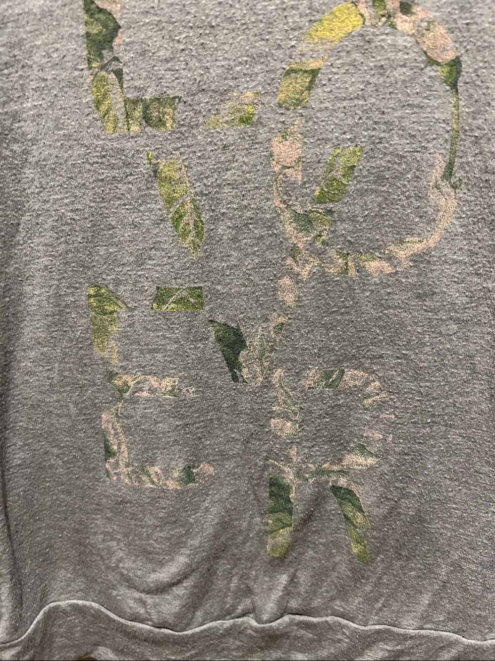 Haute Hippie soft and creamy light weight Sweatshirt - Picture 2 of 4